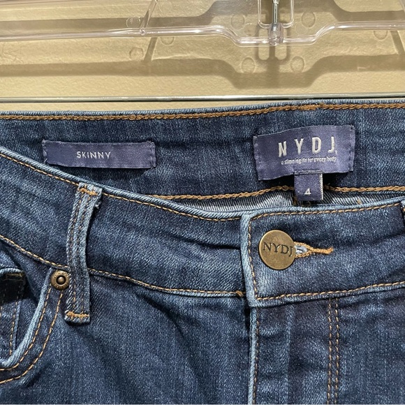 NYDJ Skinny Jeans Dark Wash Blue Women’s Size 4 - Picture 8 of 8